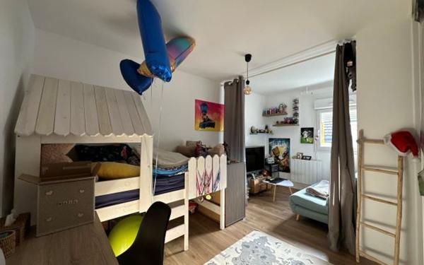 Appartement à vendre    4 pièces • 95 m2 Pringy