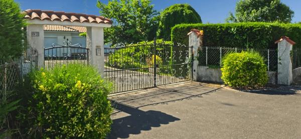Léognan Maison 4 pièces 103 M2 sur parcelle de 1200 M2