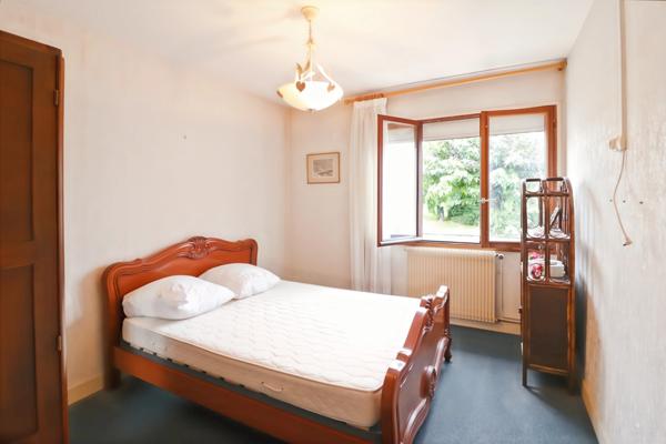 Léognan Maison 4 pièces 103 M2 sur parcelle de 1200 M2