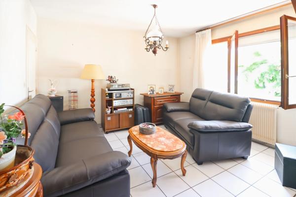 Léognan Maison 4 pièces 103 M2 sur parcelle de 1200 M2
