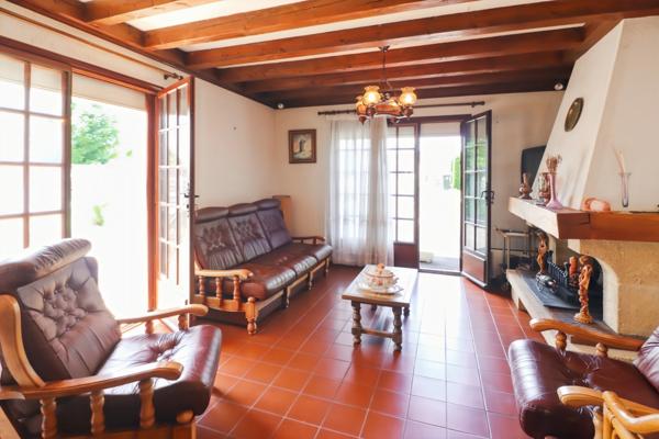 Léognan Maison 4 pièces 103 M2 sur parcelle de 1200 M2