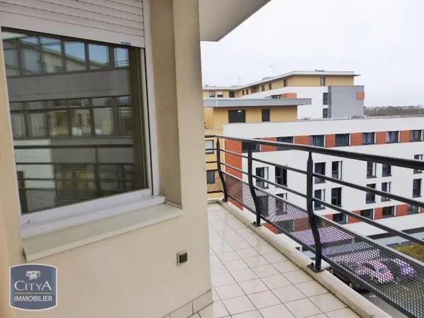 Appartement à louer 3 pièces 69.22m² Angers (49100)