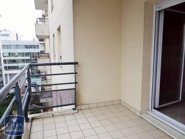 Appartement à louer 3 pièces 69.22m² Angers (49100)