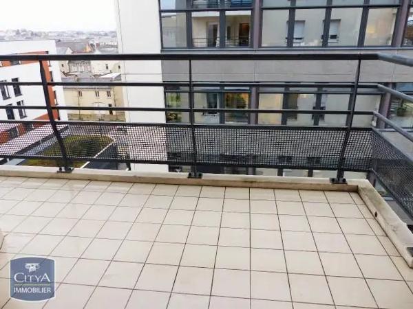 Appartement à louer 3 pièces 69.22m² Angers (49100)