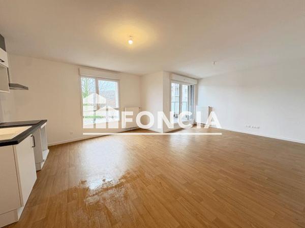 Location Appartement 3 pièces 69.67 m² - Deville-les-rouen 76250
