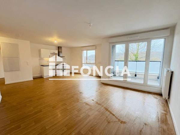 Location Appartement 3 pièces 69.67 m² - Deville-les-rouen 76250