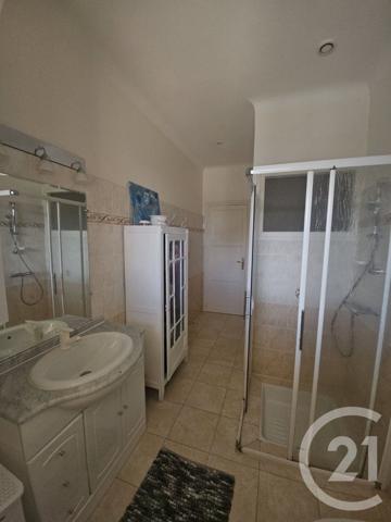 Maison à vendre  5 pièces - 92,55 m2 ST PIERRE D OLERON - 17