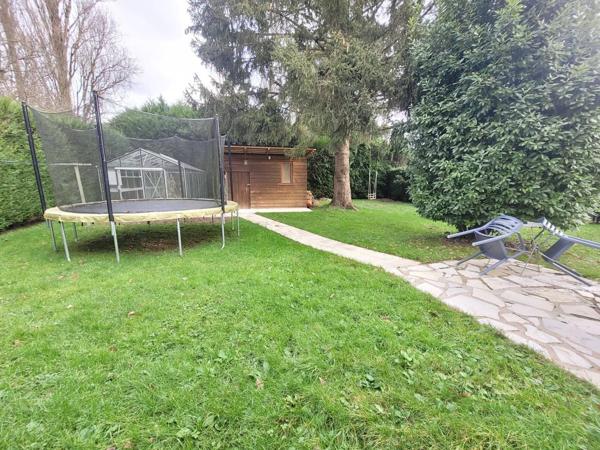 Maison idéale à Courtenay avec jardin et cheminée