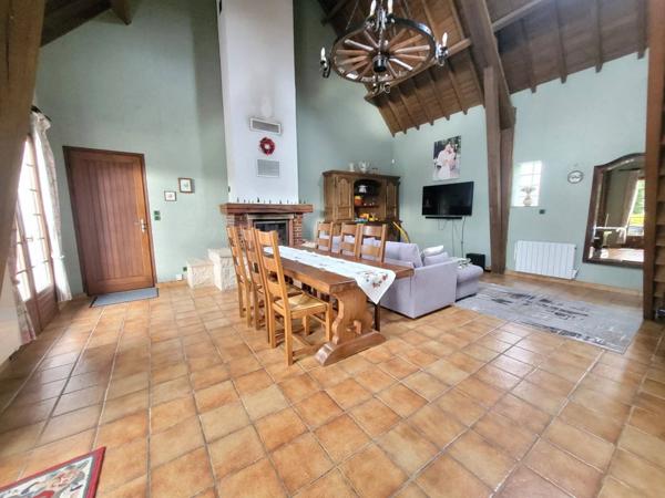 Maison idéale à Courtenay avec jardin et cheminée