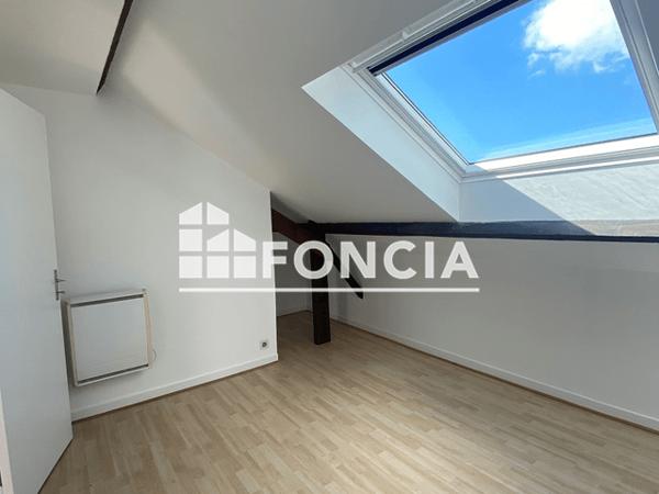 Location Studio 22.83 m² - 5 RUE VICTOR THUILLAT Limoges 87000