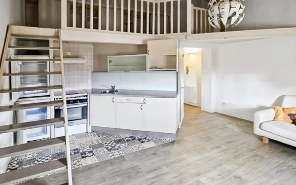 Appartement à vendre    2 pièces • 4 174 m2 Pertuis