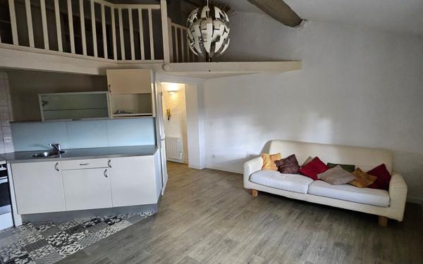 Appartement à vendre    2 pièces • 4 174 m2 Pertuis