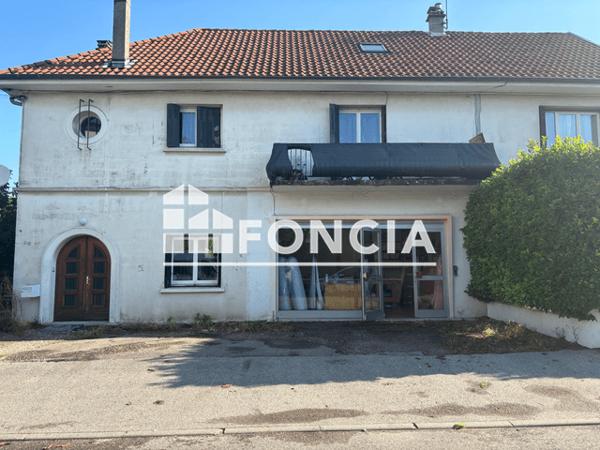 Location Local commercial 3 pièces 60 m² - 6, Rue Aristide Briand Bourgoin Jallieu 38300