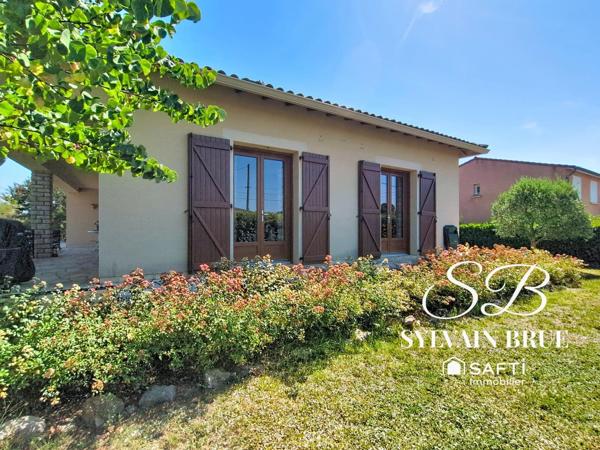 Maison familiale de plain-pied, garage et environnement calme