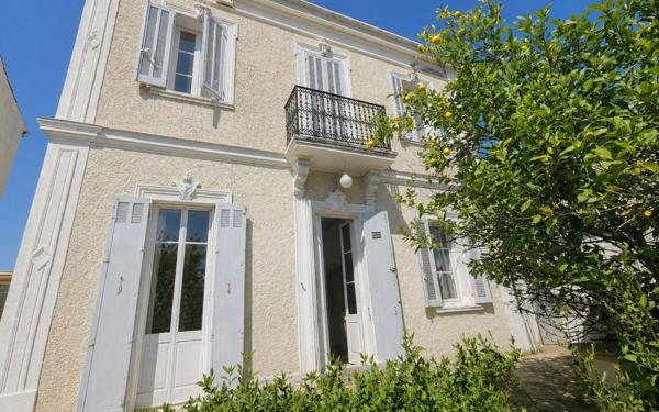 Maison à vendre    4 pièces •  Toulon