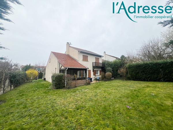 Maison Villiers Sur Marne 4 pièce(s) 212m² au sol !