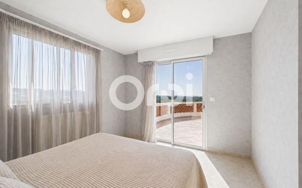 Maison à vendre    4 pièces • 100 m2 Mandelieu-la-Napoule