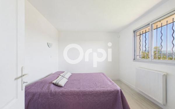 Maison à vendre    4 pièces • 100 m2 Mandelieu-la-Napoule