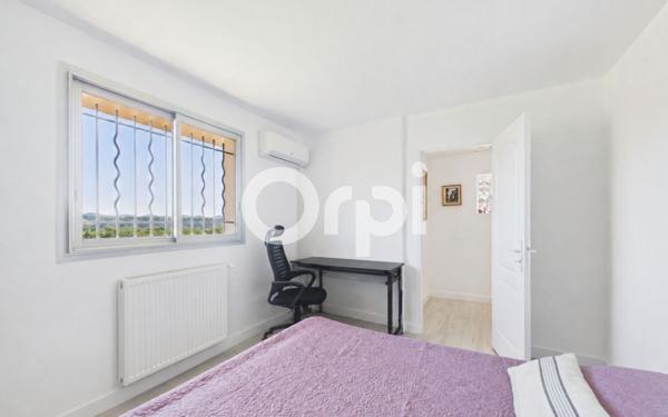 Maison à vendre    4 pièces • 100 m2 Mandelieu-la-Napoule