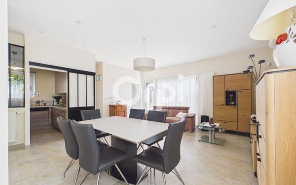 Maison à vendre    4 pièces • 100 m2 Mandelieu-la-Napoule
