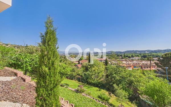 Maison à vendre    4 pièces • 100 m2 Mandelieu-la-Napoule
