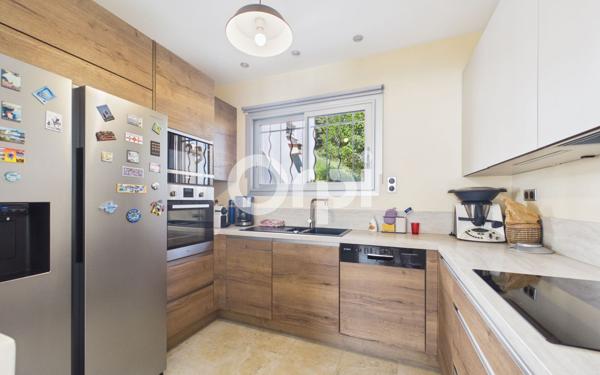 Maison à vendre    4 pièces • 100 m2 Mandelieu-la-Napoule
