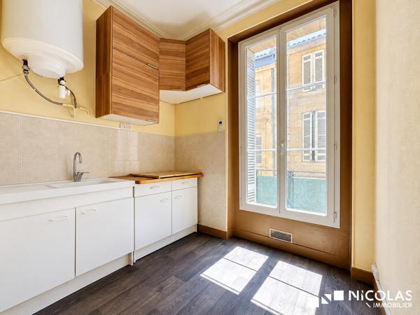 Appartement T1 lumineux – Bordeaux Chartrons, rue Notre Dame