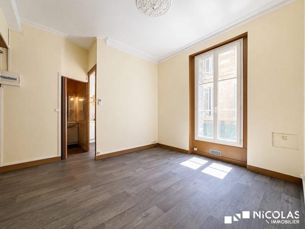 Appartement T1 lumineux – Bordeaux Chartrons, rue Notre Dame