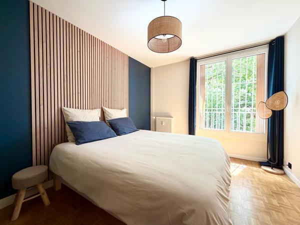 Appartement
         3 pièces
        - 70 m² Exclusivité 259 000 € *