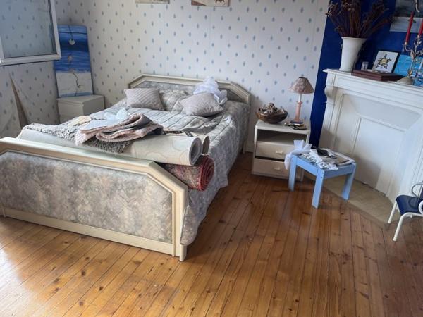 Maison à vendre 369 600 € Landerneau 8 p 207 m² DPE E