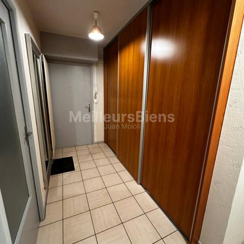 APPARTEMENT RECENT