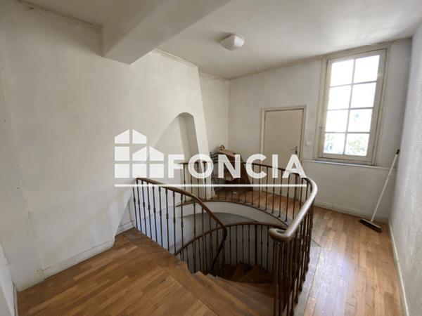 Location Studio meublé 22.59 m² - 80-82 RUE DES CARMES Orleans 45000