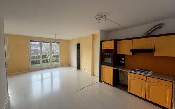 Appartement à vendre    4 pièces • 74,72 m2 Coulommiers