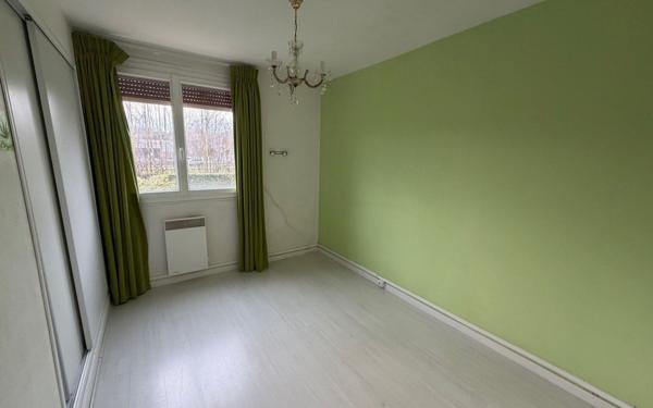 Appartement à vendre    4 pièces • 74,72 m2 Coulommiers