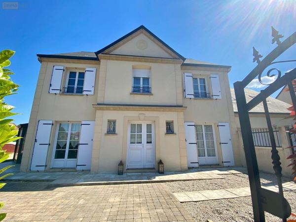 Maison à vendre à La Chapelle-Saint-Aubin dans la Sarthe (72650), ref : 72122-1369