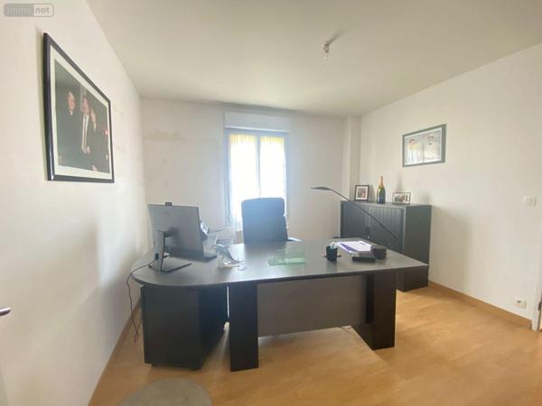 Maison à vendre à La Chapelle-Saint-Aubin dans la Sarthe (72650), ref : 72122-1369