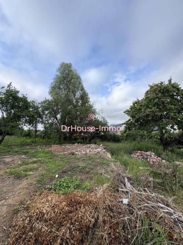 Terrain à vendre de 1 100 m²