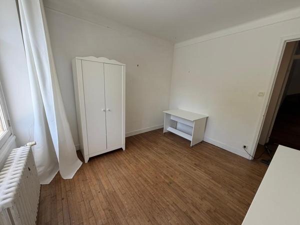 A LOUER - Maison meublée, 4 chambres, jardin et garage