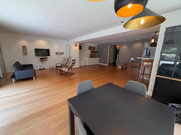 A LOUER - Maison meublée, 4 chambres, jardin et garage