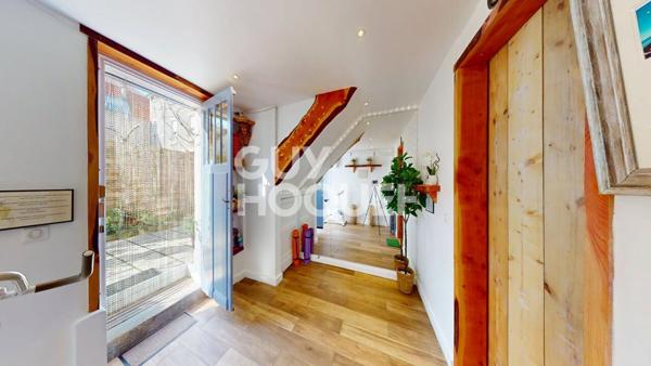 Demeure de charme avec studio indépendant Épernay secteur Piscine