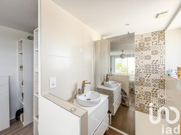 Maison à vendre 4 pièces 160 m² Cosnac