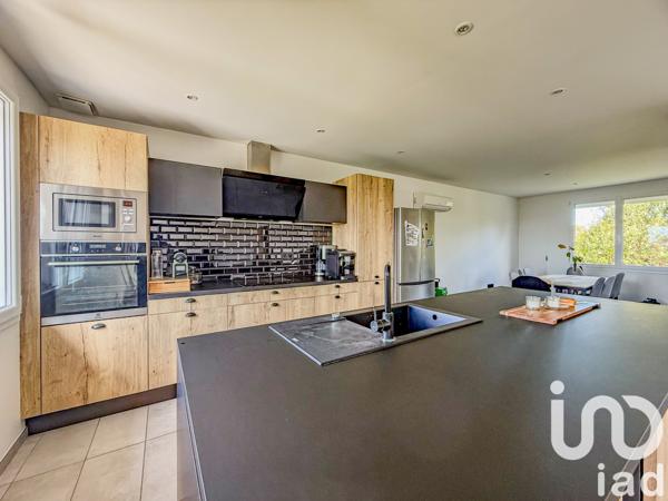 Maison à vendre 4 pièces 160 m² Cosnac