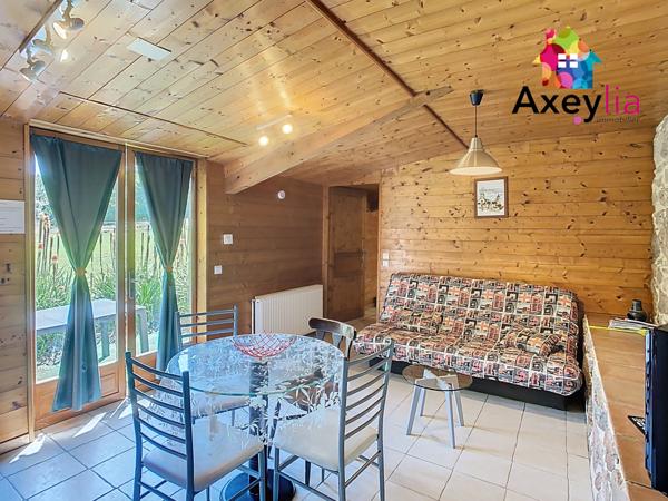 Saint-Martin-d'Estréaux (42620) A VENDRE- PROCHE SECTEURS TOURISTIQUES- PROPRIÉTÉ AVEC GITES SUR 1HA600 ENVIRON DE TERRAIN