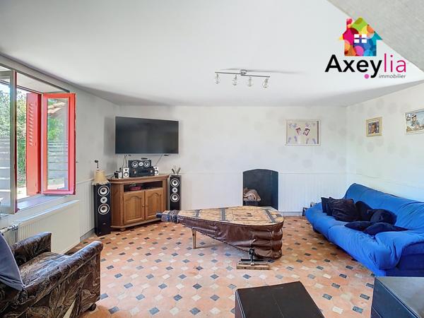 Saint-Martin-d'Estréaux (42620) A VENDRE- PROCHE SECTEURS TOURISTIQUES- PROPRIÉTÉ AVEC GITES SUR 1HA600 ENVIRON DE TERRAIN