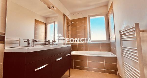 À vendre Appartement 3 pièces 72 m² - La Rochelle 17000