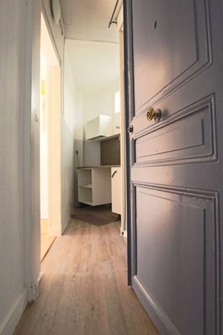 Bas-Montreuil appartement 2 pièces de 27,33 m² avec cave