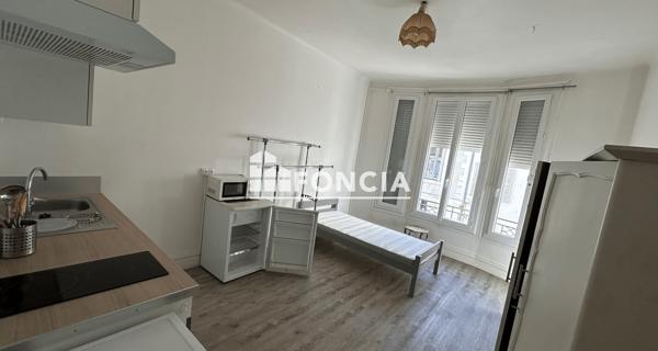 Location Studio meublé 22.23 m² - Montluçon 03100