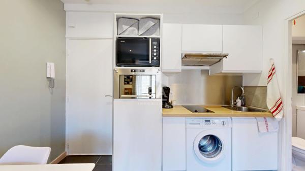 NICE - FLEURS : JOLI 2 PIÈCES AU CALME PROCHE MER