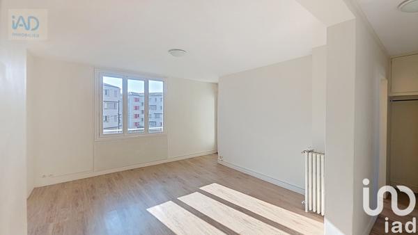 Appartement à vendre 4 pièces 65 m² Saint-Jean-de-la-Ruelle