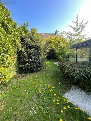 Maison à vendre à Saint-Quentin dans l'Aisne (02100), ref : 10064/165   
CENTRE VILLE